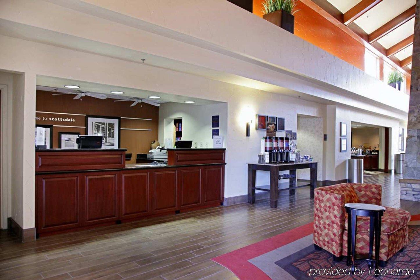 Hampton Inn & Suites Phoenix/Скотсдейл Екстериор снимка