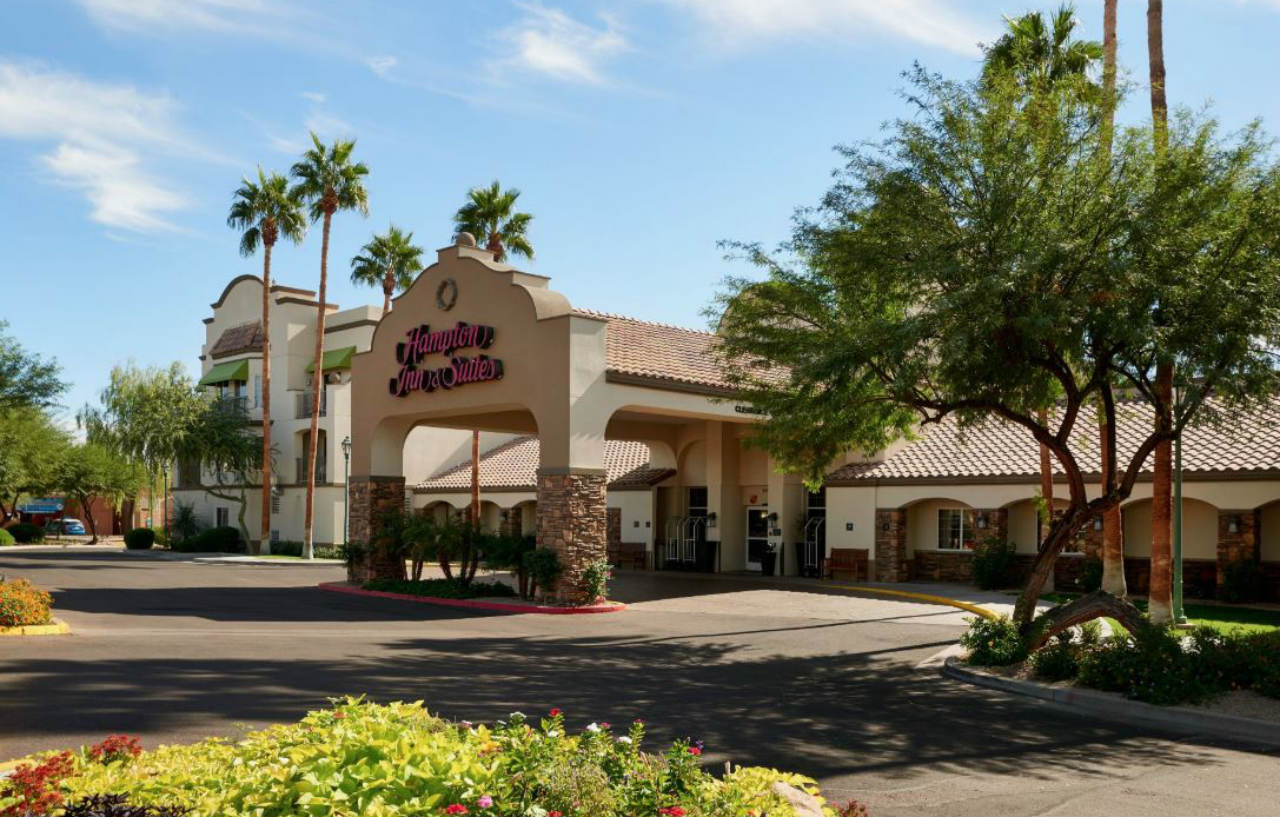 Hampton Inn & Suites Phoenix/Скотсдейл Екстериор снимка